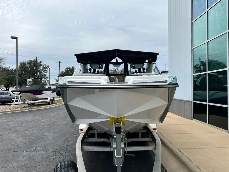 Slide: The Image of Nautique Super Air Nautique G23 Paragon 2022 - 9