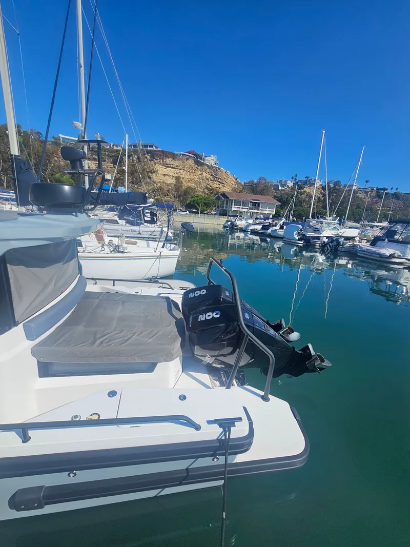 Slide: The Image of Axopar 28 Cabin AC 2021 - 5