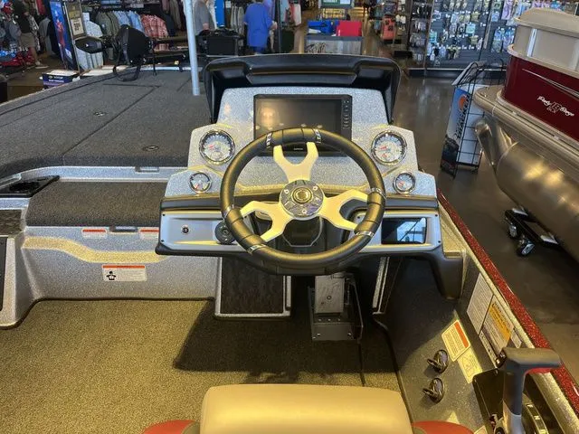 Slide: The Image of Nitro Z20 XL 2025 - 16