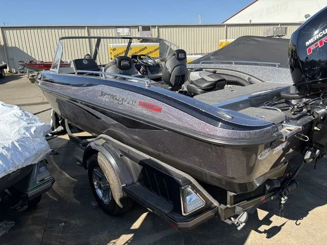 Slide: The Image of Ranger 1880MS 2025 - 30