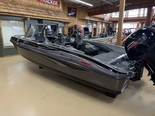 Slide: The Image of Ranger 1880MS 2025 - 47