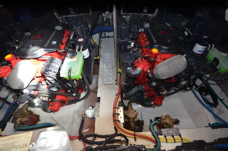 Slide: The Image of Engine room of 2007 Cruisers Yachts 415 Express Motoryacht. - 34