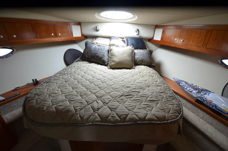 Slide: The Image of Luxurious bedroom in a 2007 Cruisers Yachts 415 Express Motoryacht. - 9