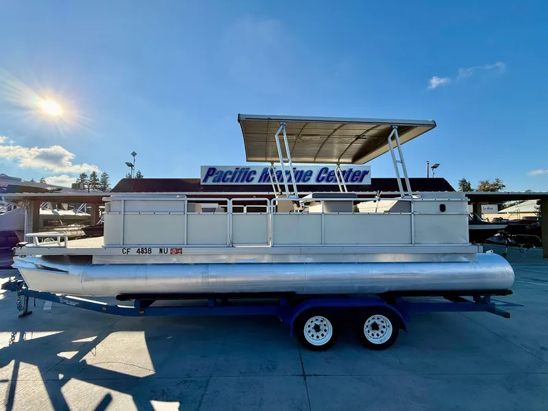 Slide: The Image of Harris Kayot w/ Brand New 40HP Mercury 4-Stroke! 1989 - 1