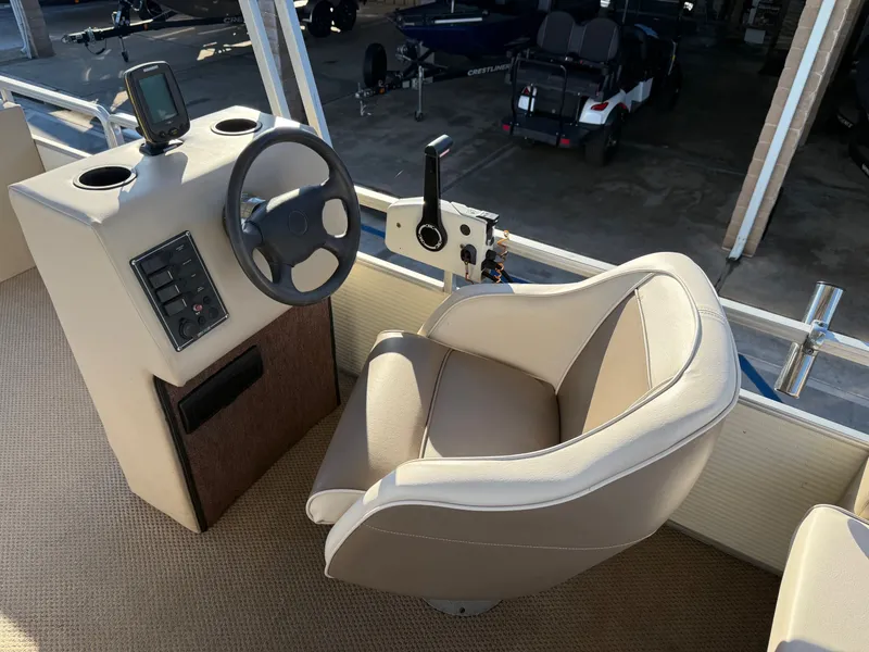 Slide: The Image of Harris Kayot w/ Brand New 40HP Mercury 4-Stroke! 1989 - 4