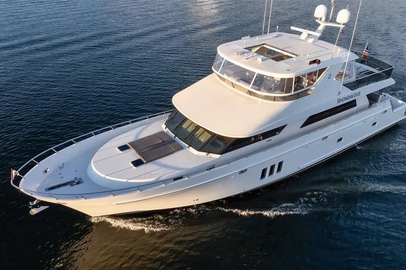 Slide: The Image of Luxurious 2014 Ocean Alexander 85 Cockpit Motoryacht cruising on calm waters. - 30