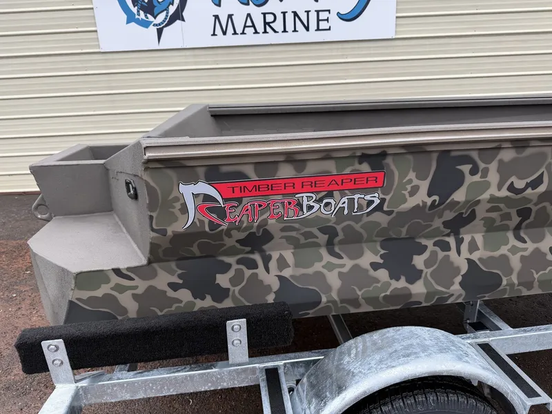 Slide: The Image of Reaper Boats 553 STEP TRANSOM 2026 - 5