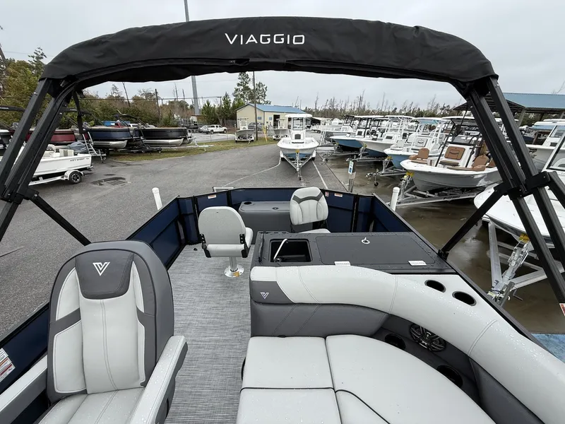 Slide: The Image of Viaggio Lago V-F 20 2026 - 10