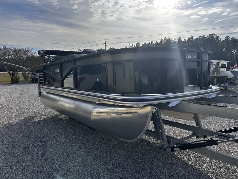 Slide: The Image of Lowe LF 172 2026 - 3