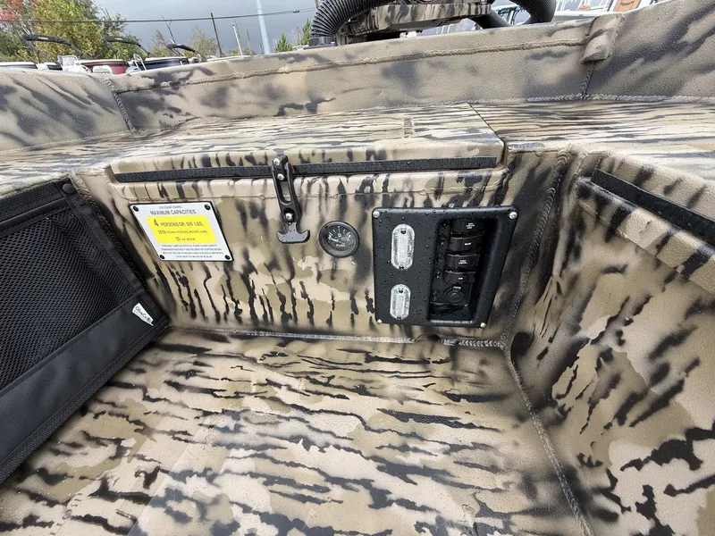 Slide: The Image of Excel 1754 Shallow Water F4 2026 - 8