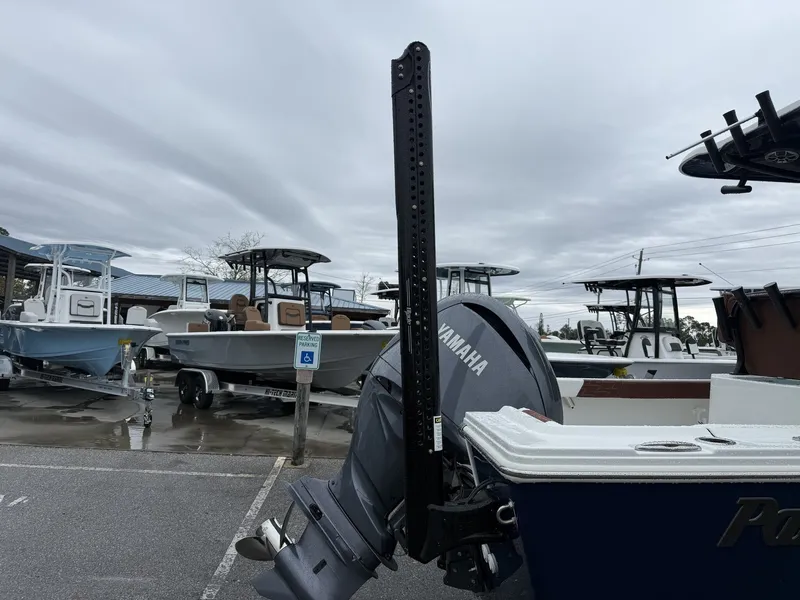 Slide: The Image of Parker Marine 230 Coastal Elite 2026 - 6