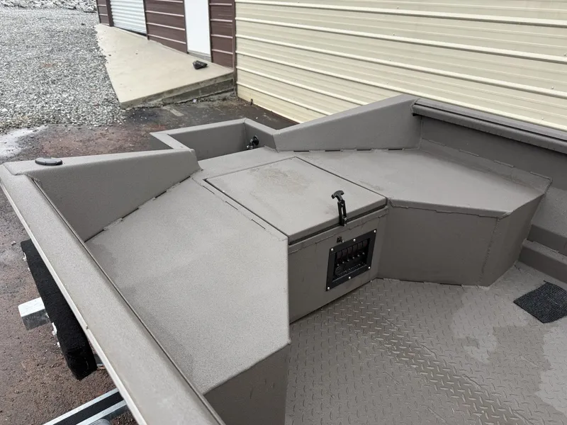 Slide: The Image of Reaper Boats 553 STEP TRANSOM 2026 - 6