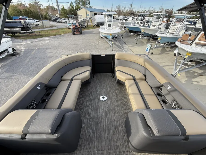 Slide: The Image of Viaggio Lago X 24 U 2026 - 4