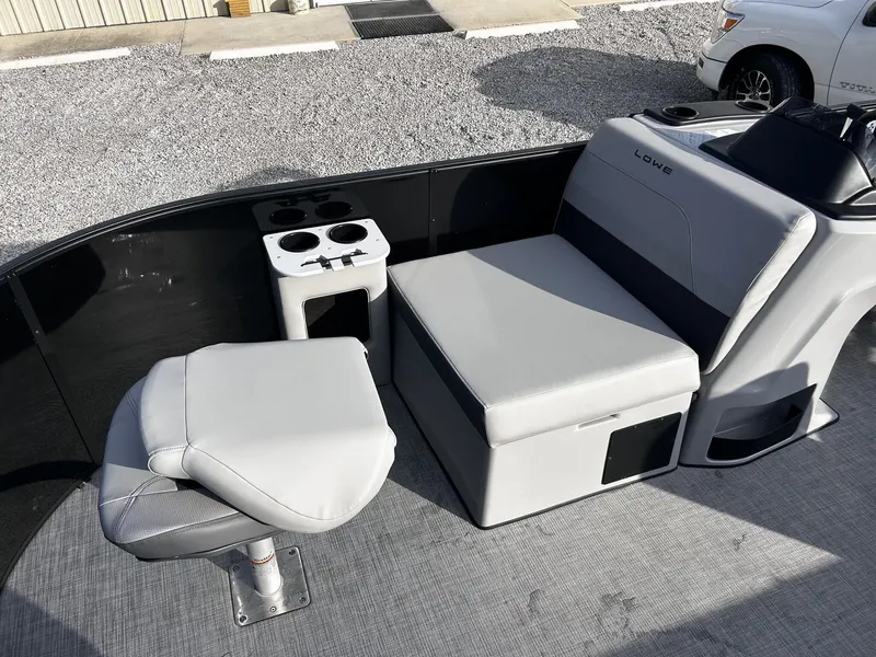 Slide: The Image of Lowe LF 172 2026 - 11