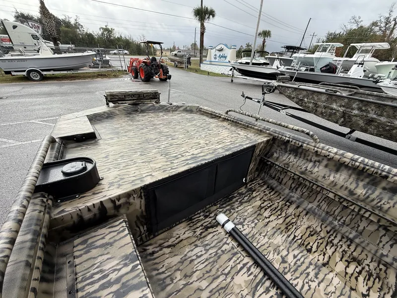 Slide: The Image of Excel 1754 Shallow Water F4 2026 - 5