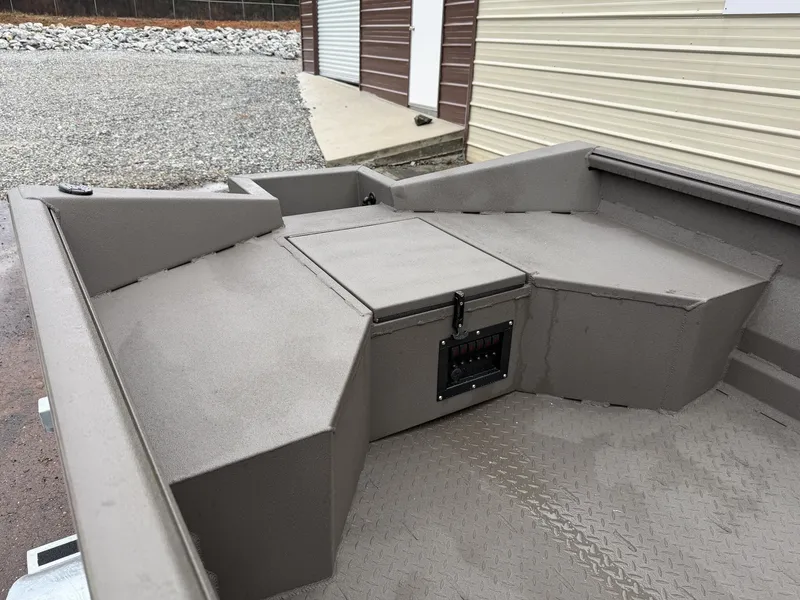 Slide: The Image of Reaper Boats 553 STEP TRANSOM 2026 - 6