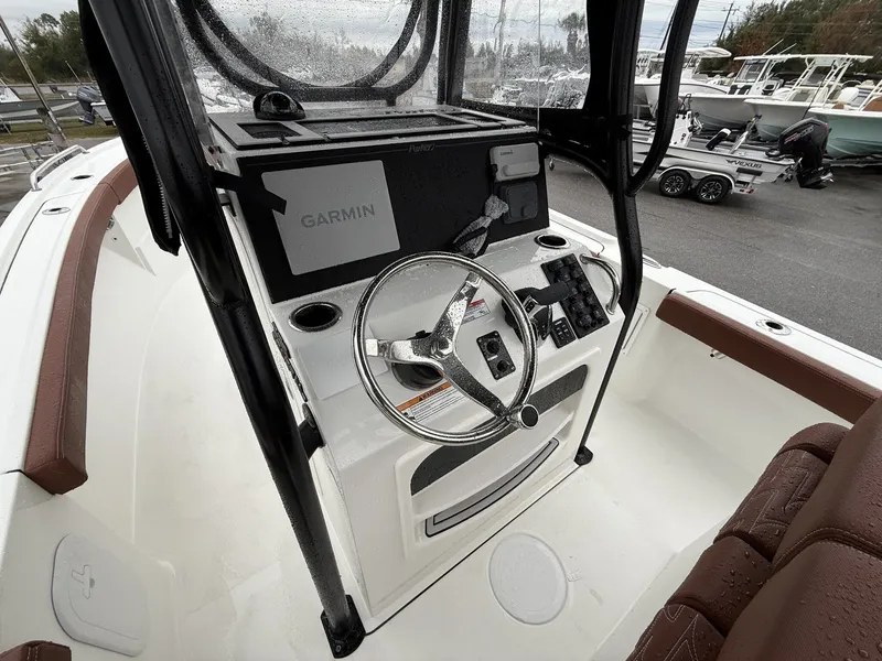 Slide: The Image of Parker Marine 230 Coastal Elite 2026 - 17