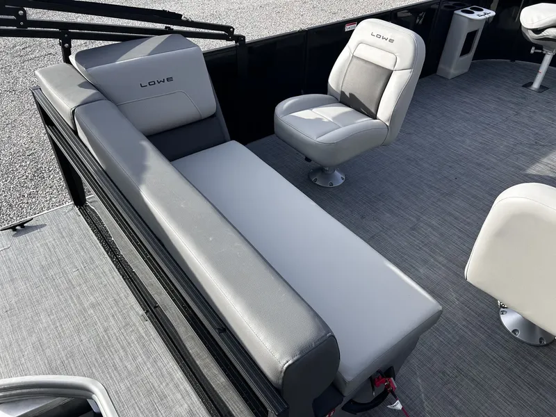 Slide: The Image of Lowe LF 172 2026 - 9