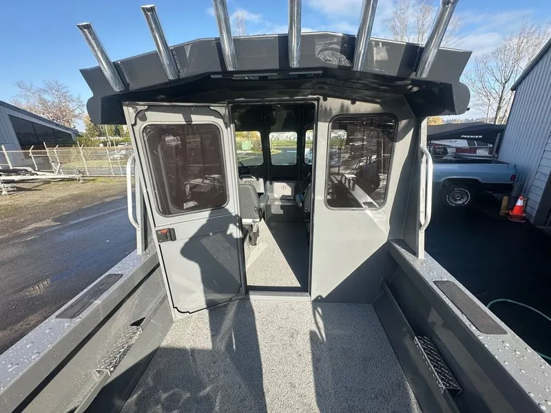 Slide: The Image of RH 22 Coastal Hardtop 2026 - 15