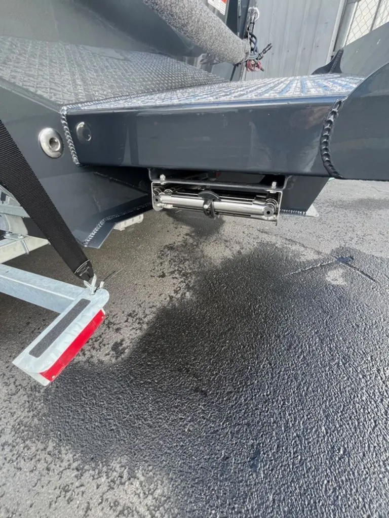 Slide: The Image of RH 22 Coastal Hardtop 2026 - 23