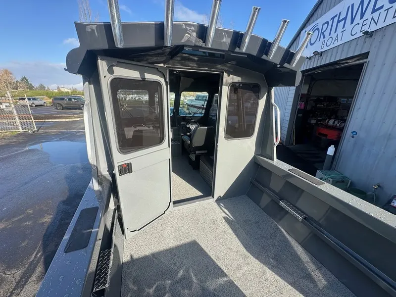 Slide: The Image of RH 22 Coastal Hardtop 2026 - 31