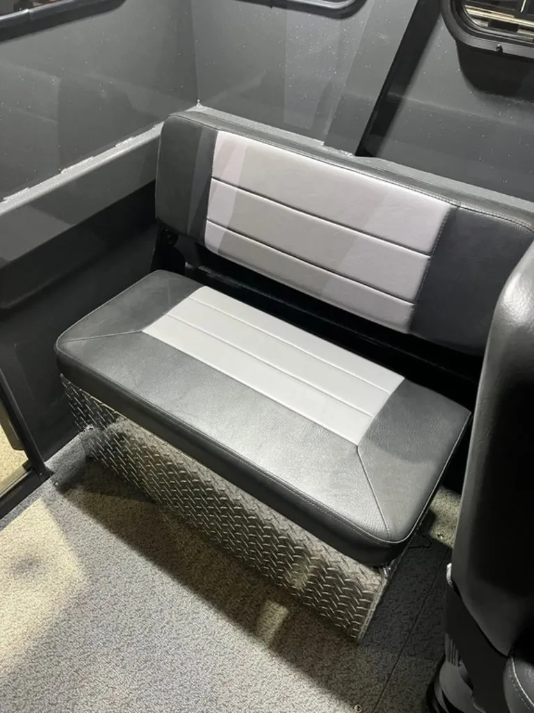 Slide: The Image of RH 22 Coastal Hardtop 2026 - 33