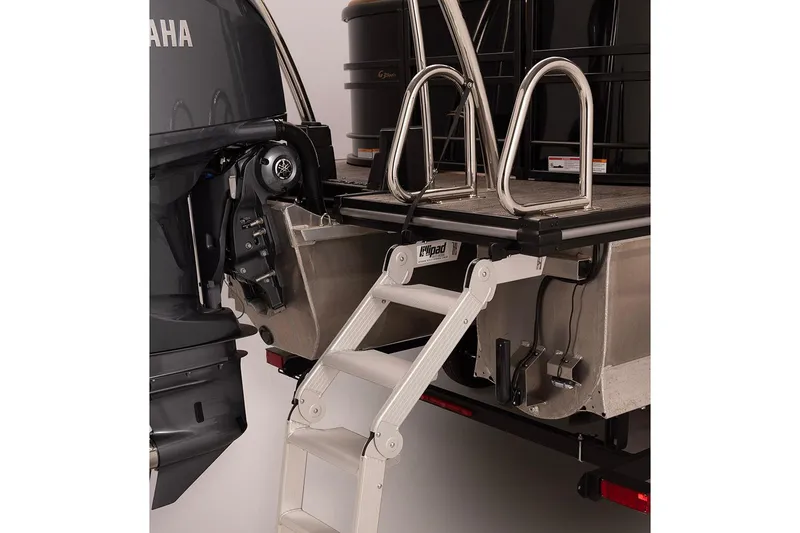 Slide: The Image of Manufacturer Provided Image: Rear view of 2026 SunCatcher Diamond Elite 324 RC with Yamaha motor and boarding ladder. - 16