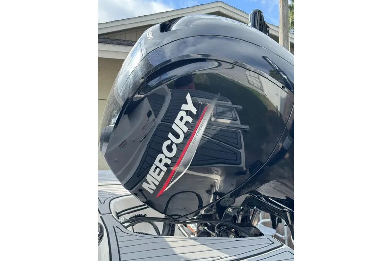 Slide: The Image of 2021 Sea Ray SPX 190 Outboard with Mercury engine, close-up view. - 14