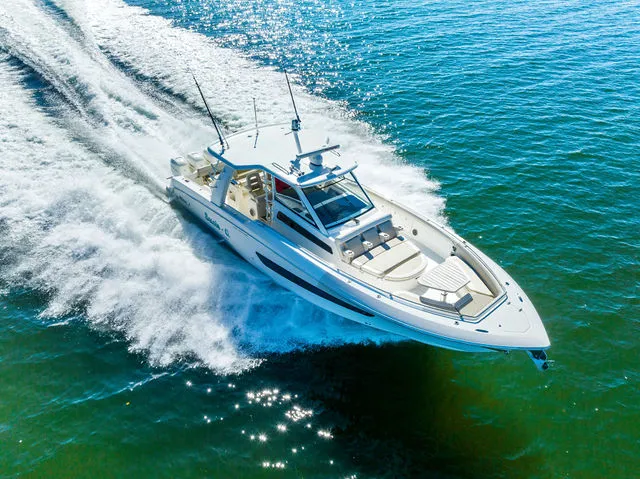 Slide: The Image of Boston Whaler 420 Outrage 2019 - 50