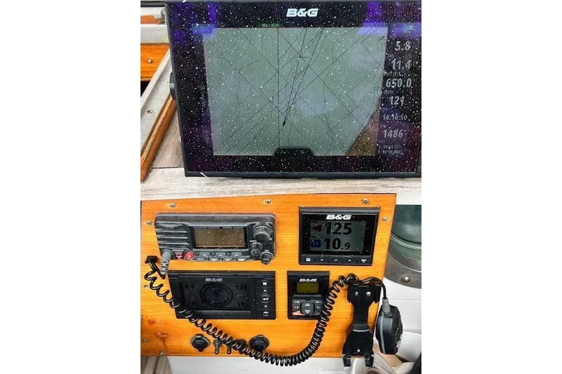 Slide: The Image of Navigation system on a 1985 Robert Clark Ketch. - 26