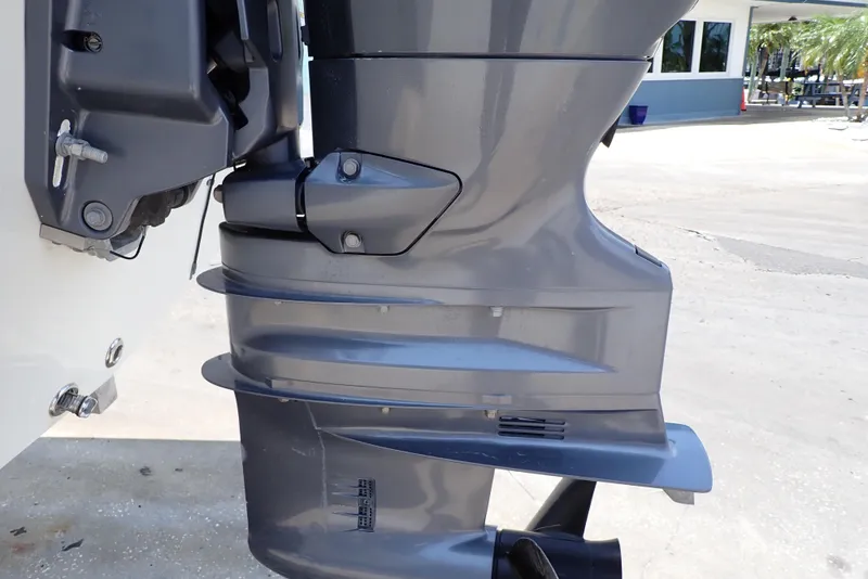 Slide: The Image of NauticStar 223 DC 2021 - 73