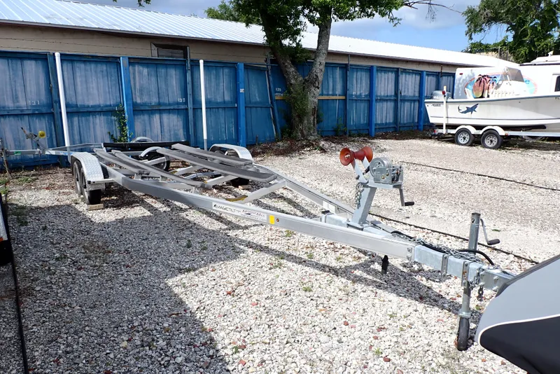 Slide: The Image of NauticStar 223 DC 2021 - 87