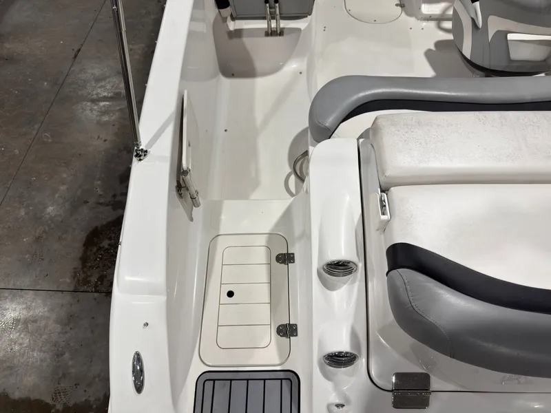 Slide: The Image of Starcraft 2000 Limited 2014 - 7