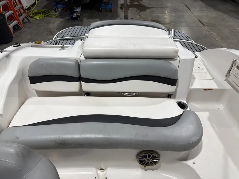 Slide: The Image of Starcraft 2000 Limited 2014 - 9