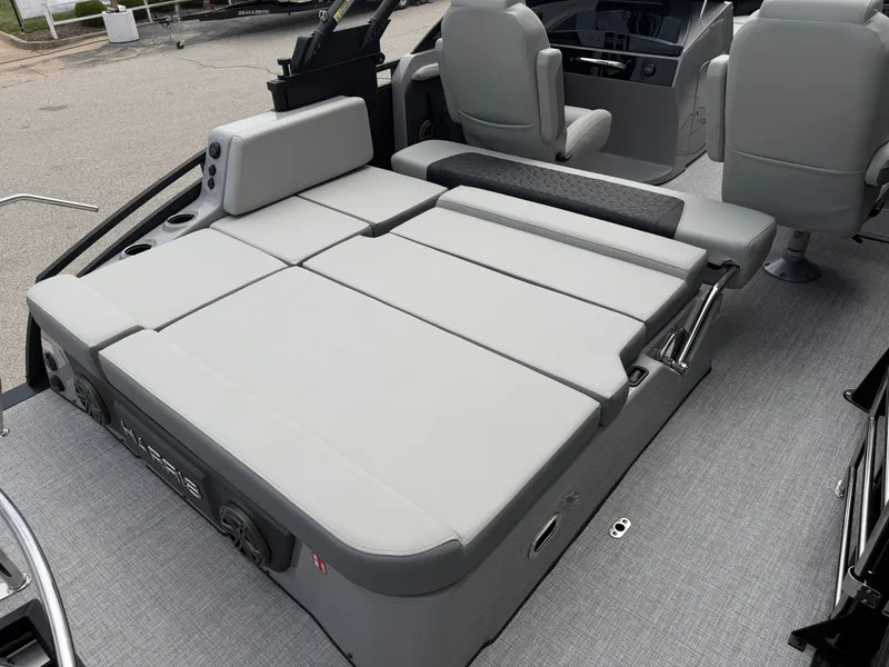 Slide: The Image of Interior of Harris Solstice DC 250 boat, 2026 model. - 22