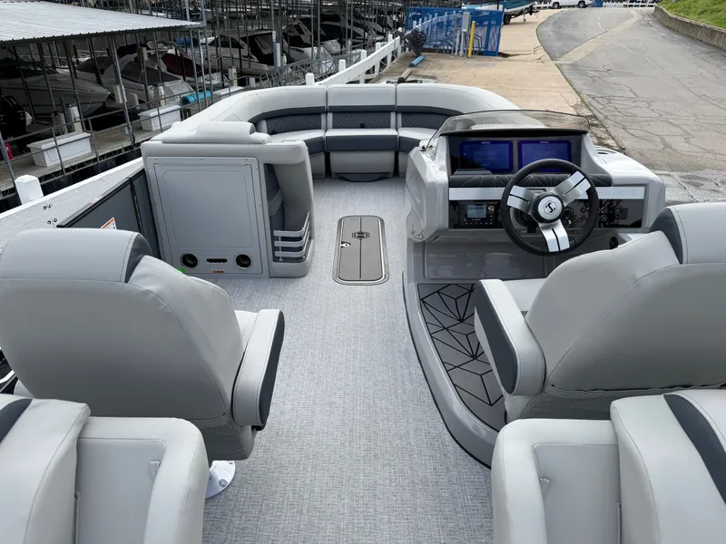 Slide: The Image of Interior of the 2026 Harris Grand Mariner 270 pontoon boat. - 20