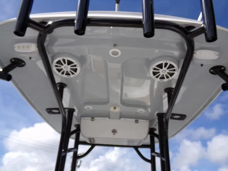 Slide: The Image of Sportsman Heritage 231 Center Console 2018 - 5