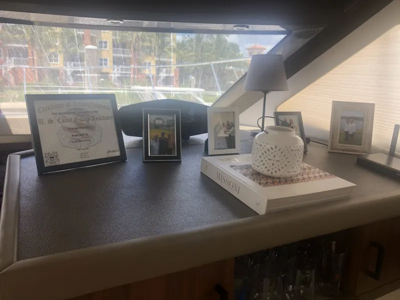 Slide: The Image of Carver Yachts C40 2014 - 32