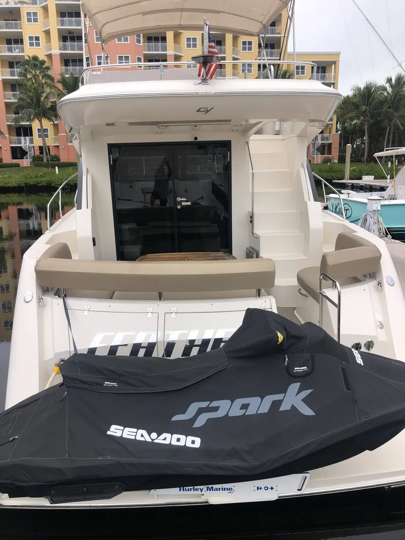 Slide: The Image of Carver Yachts C40 2014 - 9