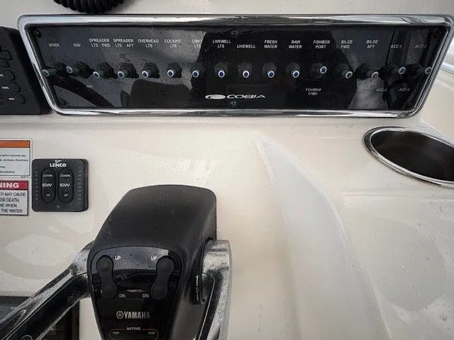 Slide: The Image of Cobia 277 Center Console 2016 - 9