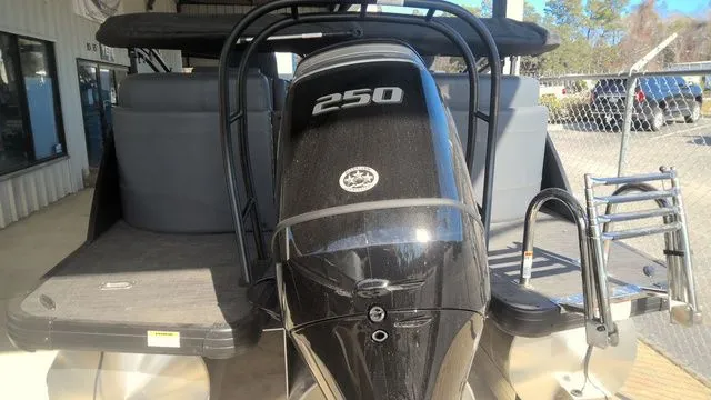 Slide: The Image of Godfrey Monaco 235 SB 27" Impact Center Tube Package 2026 - 8