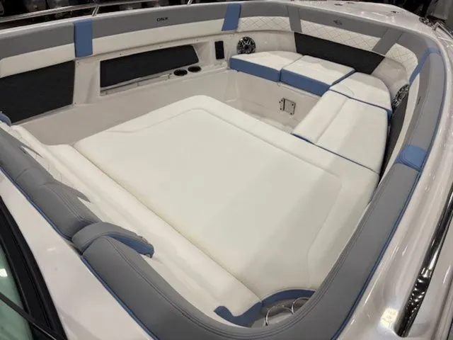 Slide: The Image of Chaparral 310 OSX 2024 - 4