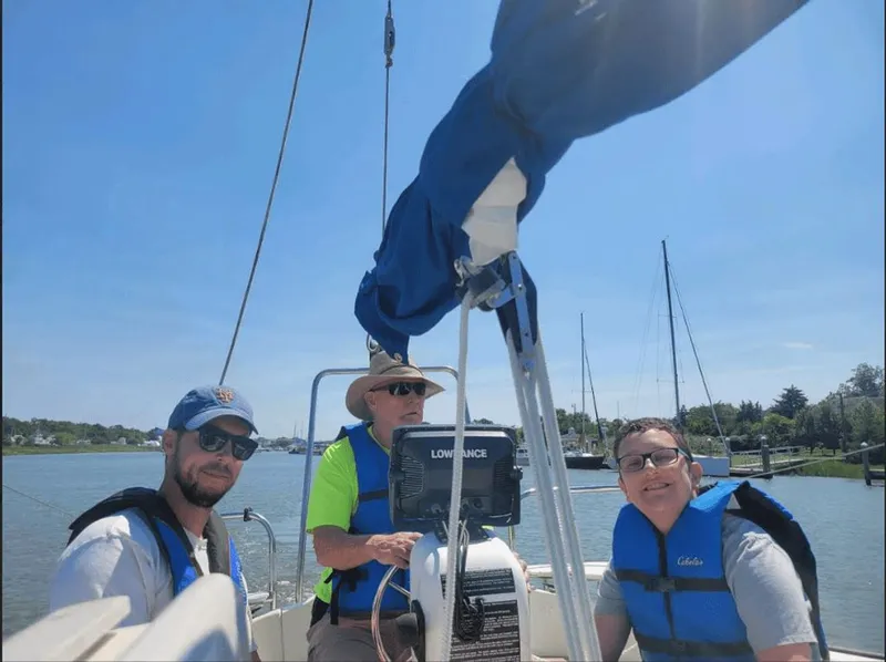 Slide: The Image of Macgregor 26M 2012 - 2