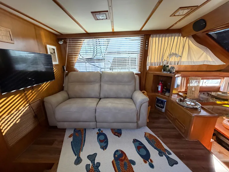 Slide: The Image of Angel Twin Trawler 43 Sundeck 1988 - 2