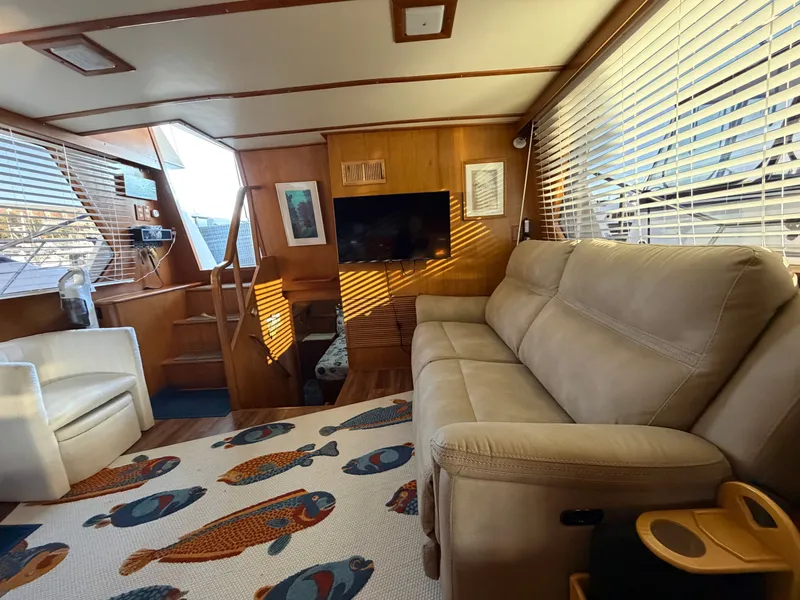 Slide: The Image of Angel Twin Trawler 43 Sundeck 1988 - 3