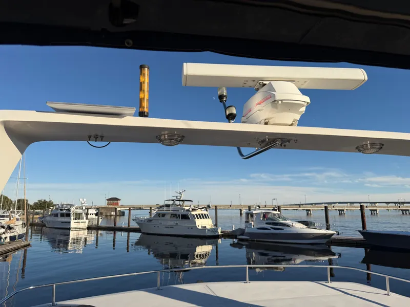 Slide: The Image of Angel Twin Trawler 43 Sundeck 1988 - 46