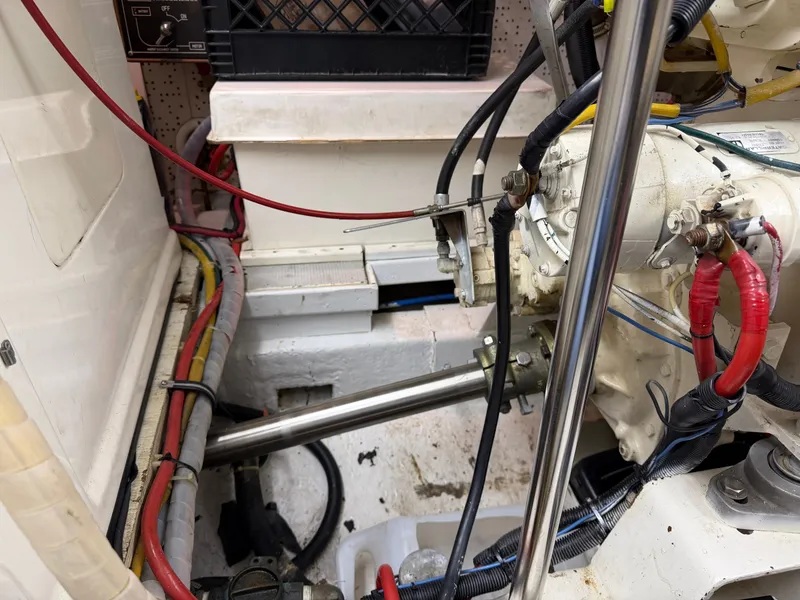 Slide: The Image of Angel Twin Trawler 43 Sundeck 1988 - 63