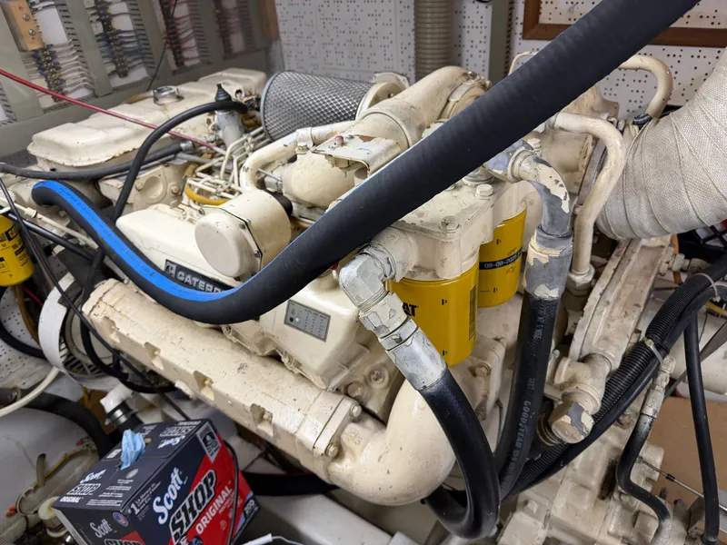 Slide: The Image of Angel Twin Trawler 43 Sundeck 1988 - 65