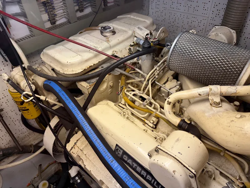 Slide: The Image of Angel Twin Trawler 43 Sundeck 1988 - 66