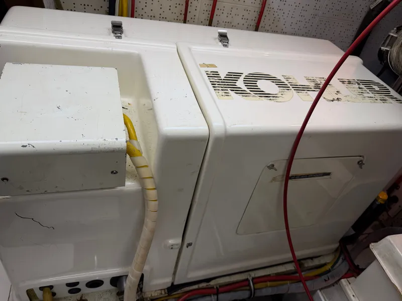 Slide: The Image of Angel Twin Trawler 43 Sundeck 1988 - 70